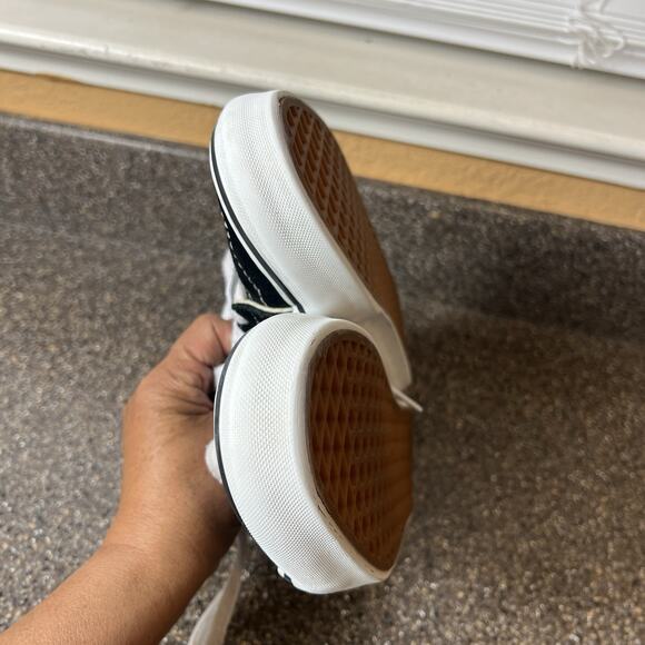 Vans SK8-Hi Sneaker Skate Shoes Black/Heart Print Womens 8.5 Suede/Canvas Mens 7 - Picture 7 of 11